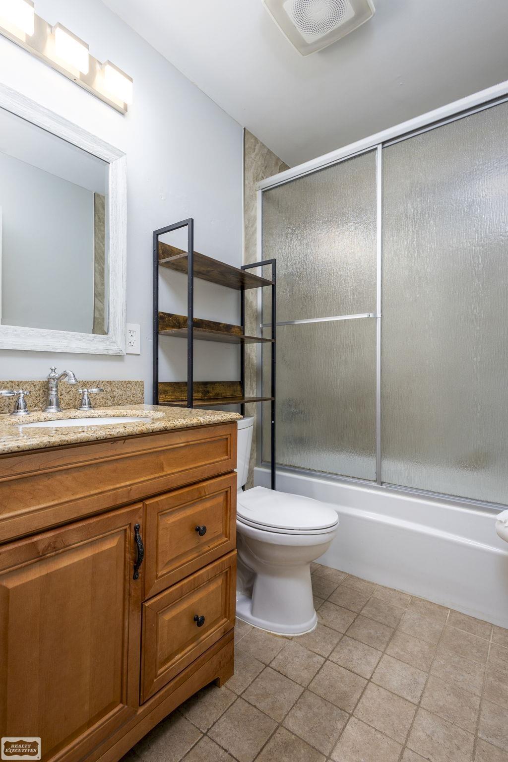 35328 Riebel Clinton Township, MI 48035 - Photo 32 of 33 Gallery Image 32