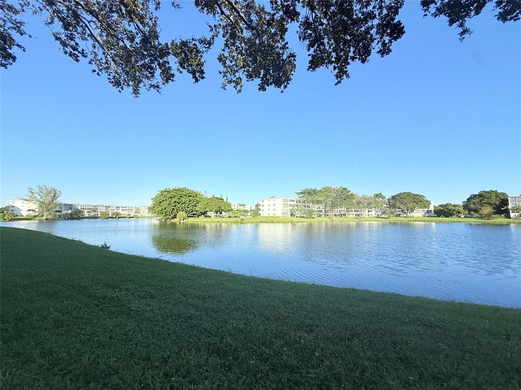 1113 Cambridge East, Unit 1113 Deerfield Beach, FL 33442 - Photo 33 of 44