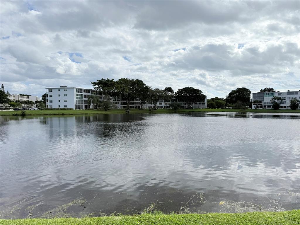 1113 Cambridge East, Unit 1113 Deerfield Beach, FL 33442 - Photo 35 of 44