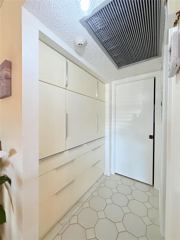 1113 Cambridge East, Unit 1113 Deerfield Beach, FL 33442 - Photo 4 of 44