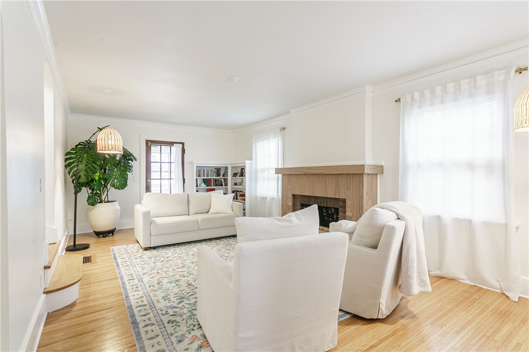 79 Irvington Road Rochester, NY 14620 - Photo 14 of 43