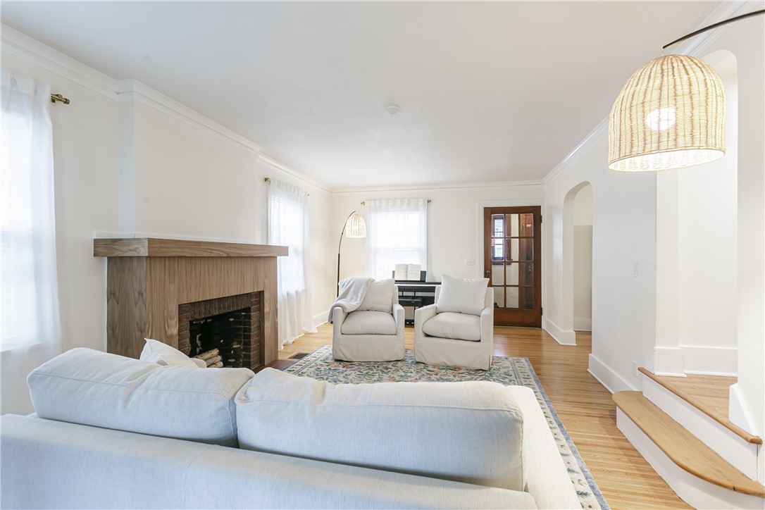 79 Irvington Road Rochester, NY 14620 - Photo 17 of 43