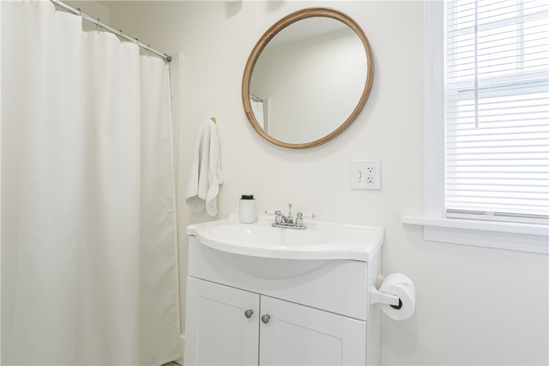 79 Irvington Road Rochester, NY 14620 - Photo 29 of 43