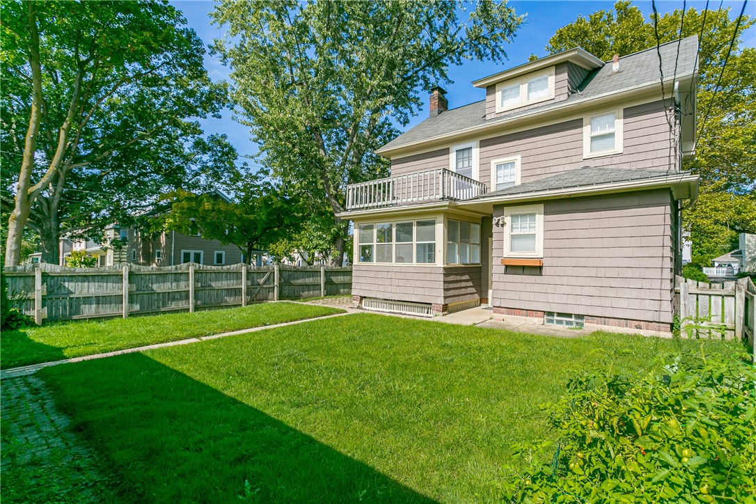 79 Irvington Road Rochester, NY 14620 - Photo 7 of 43