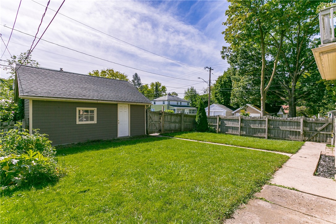 79 Irvington Road Rochester, NY 14620 - Photo 9 of 43