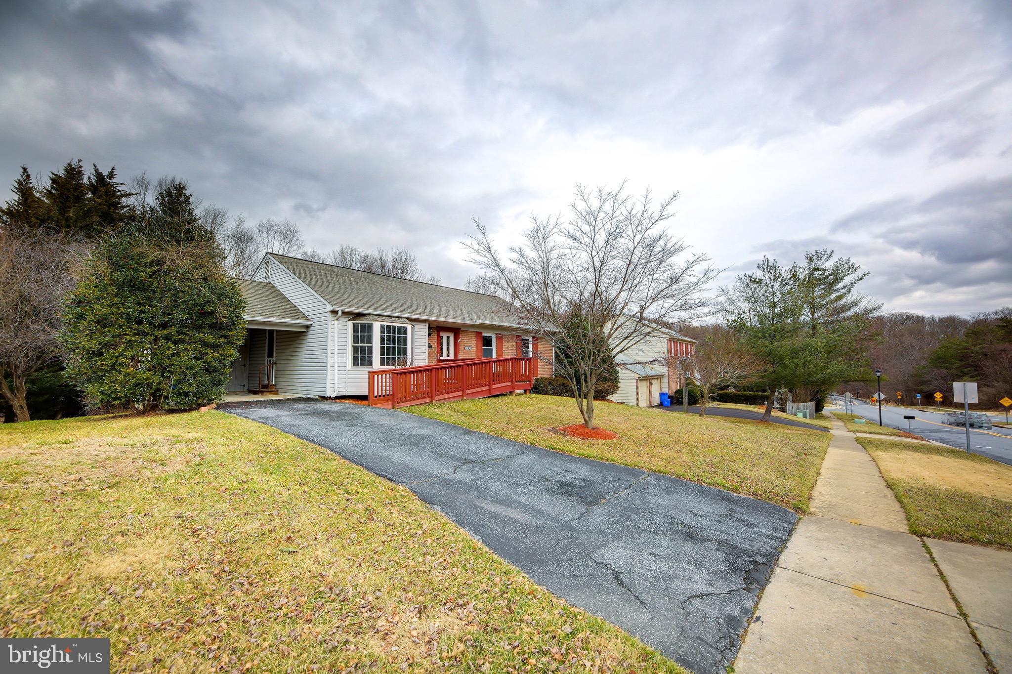 10409 Sweepstakes Road Damascus, MD 20872 - Photo 3 of 35 Gallery Image 3