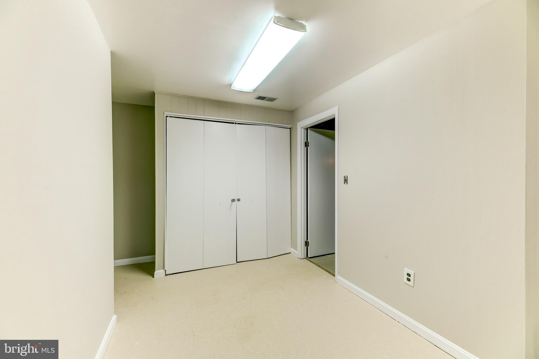 10409 Sweepstakes Road Damascus, MD 20872 - Photo 28 of 35 Gallery Image 28