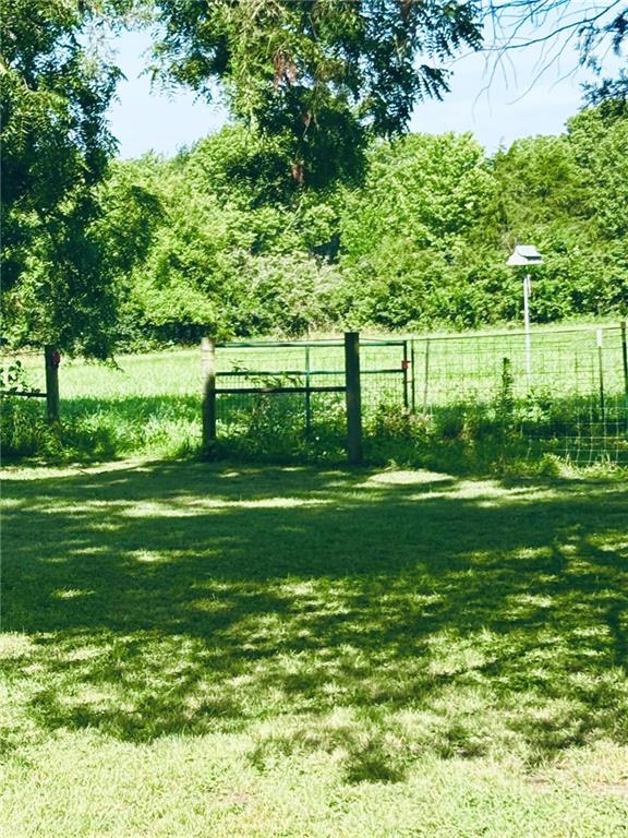 1033 East 1800th Road Lawrence, KS 66046 - Photo 32 of 61