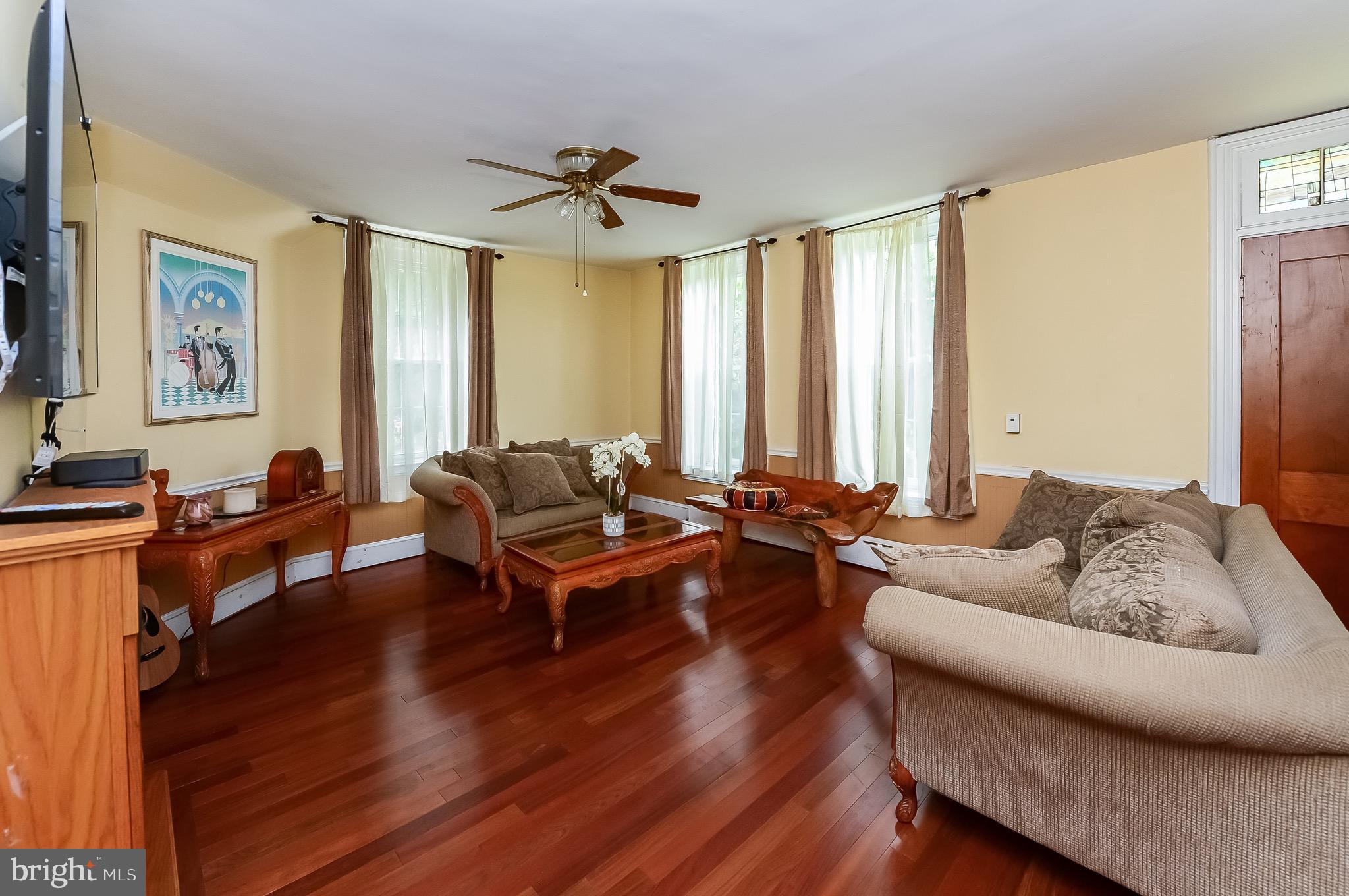 53 Quaker Road Mickleton, NJ 08056 - Photo 8 of 29 Living Room has tall windows for great lighting!
