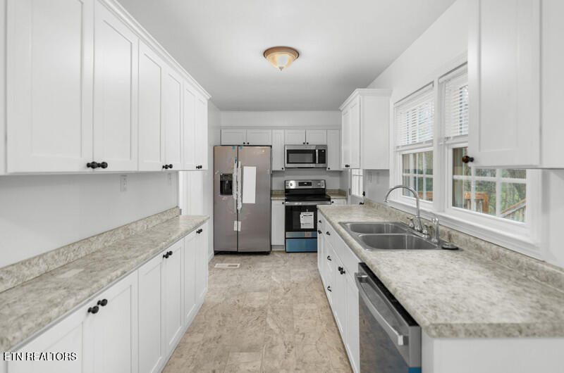 460 Ash Street Morristown, TN 37813 - Photo 14 of 30 Kitchen 1