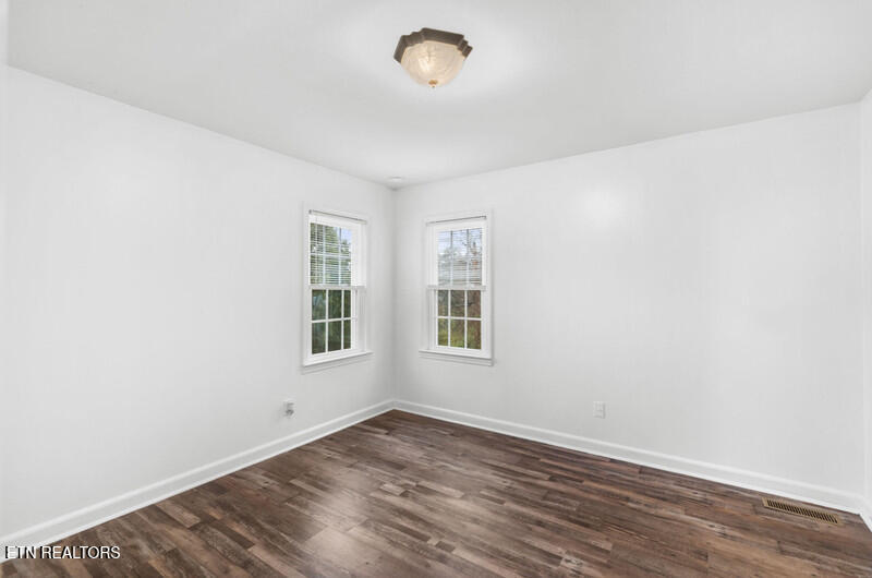 460 Ash Street Morristown, TN 37813 - Photo 26 of 30 Bedroom 2