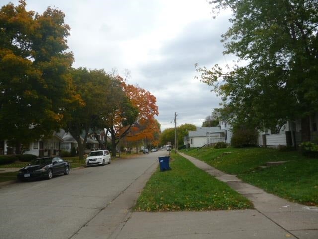 910 Sycamore Street Muscatine, IA 52761 - Photo 16 of 17 Gallery Image 16