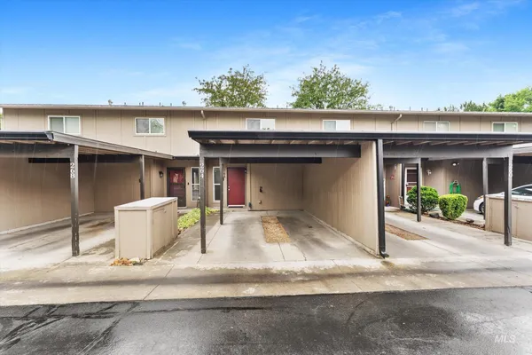 $315,000 | 264 Eagle Glen Lane, Eagle, ID 83616