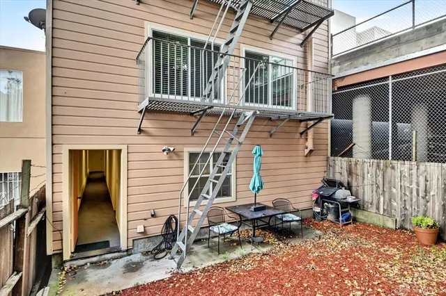 $879,000 | 1678 Wallace Avenue, San Francisco, CA 94124