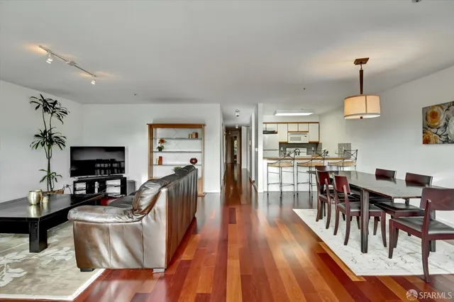 $879,000 | 1678 Wallace Avenue, San Francisco, CA 94124