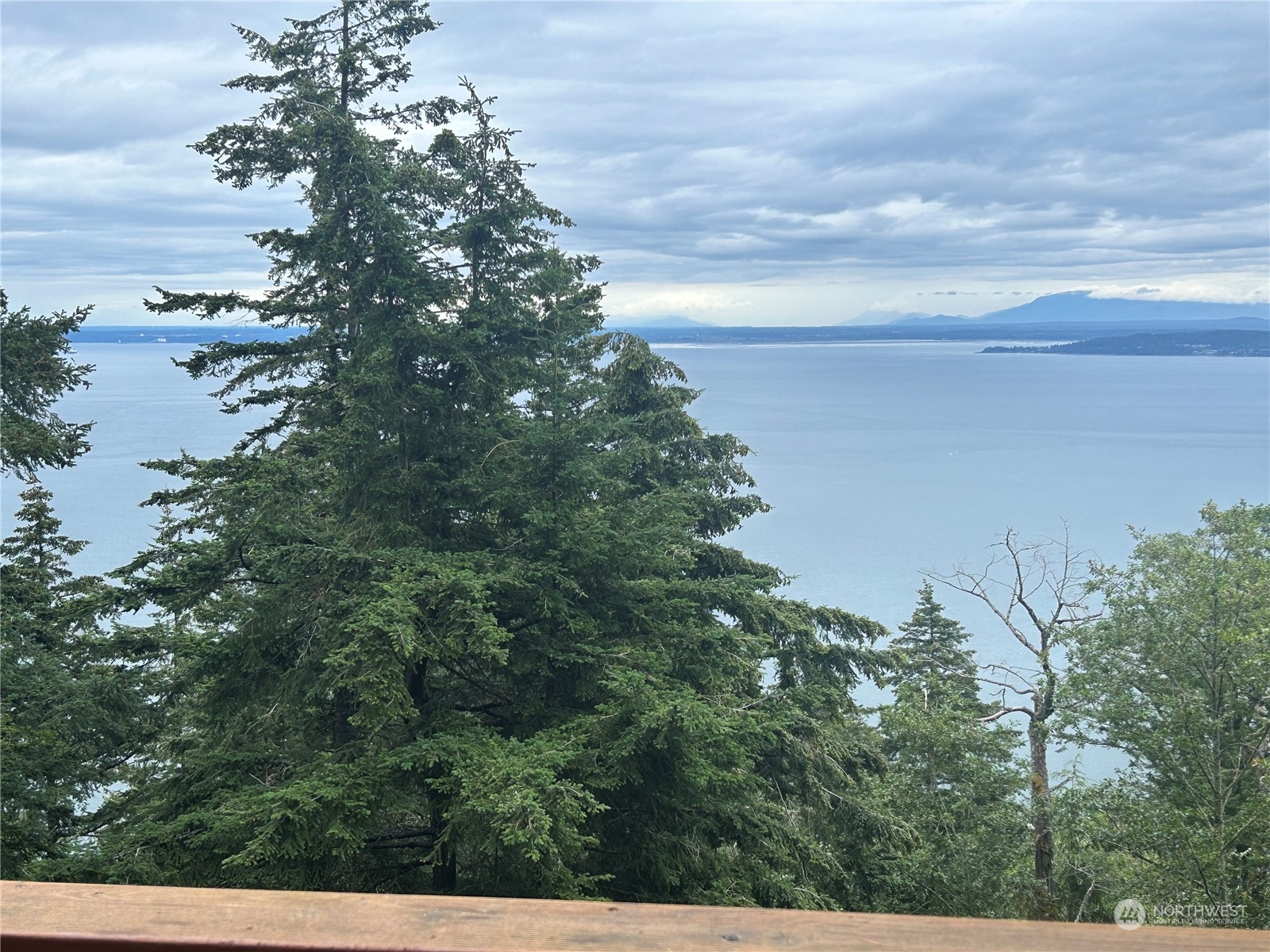 330 Day Lake Road Orcas Island, WA 98245 - Photo 4 of 13 Gallery Image 4