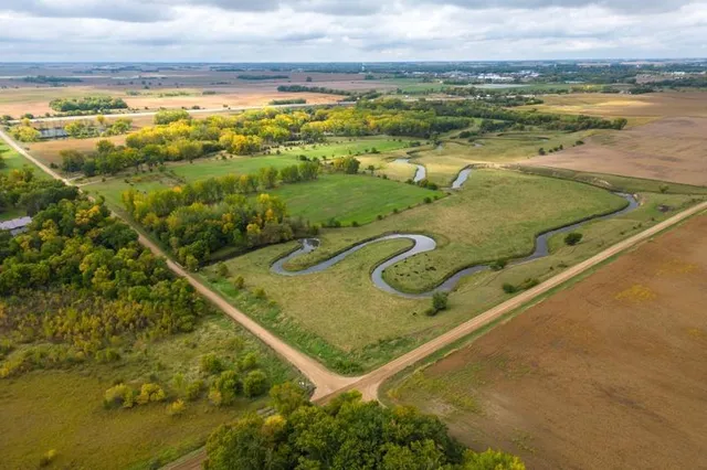 $1,400,000 | 1323 230th Avenue, Fairmont, MN 56031