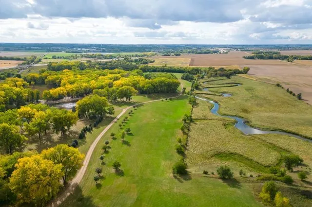 $1,400,000 | 1323 230th Avenue, Fairmont, MN 56031