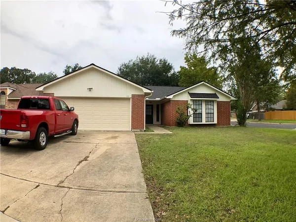 $1,795 | 1111 Hardwood Lane, College Station, TX 77840