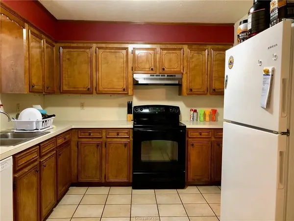 $1,795 | 1111 Hardwood Lane, College Station, TX 77840