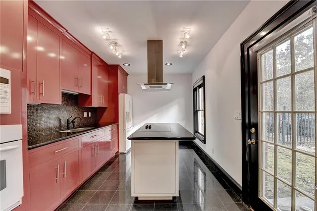 $1,380,000 | 100 Nature Mill Court, Alpharetta, GA 30022