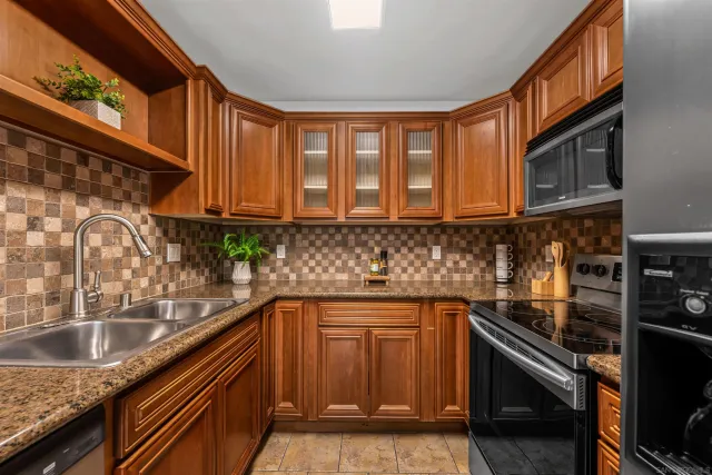 $599,900 | 1030 Robinson Avenue, Unit 111, San Diego, CA 92103