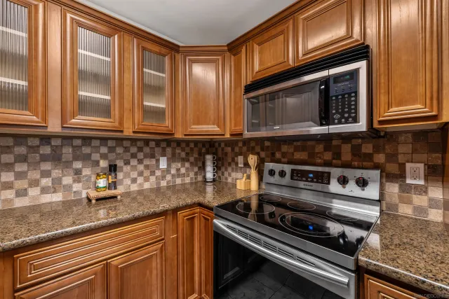 $599,900 | 1030 Robinson Avenue, Unit 111, San Diego, CA 92103