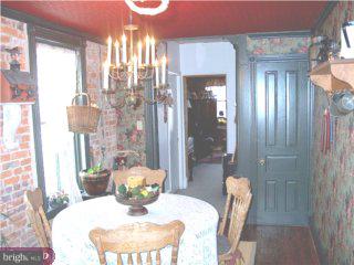1339 Locust Street Reading, PA 19604 - Photo 3 of 6 Gallery Image 3