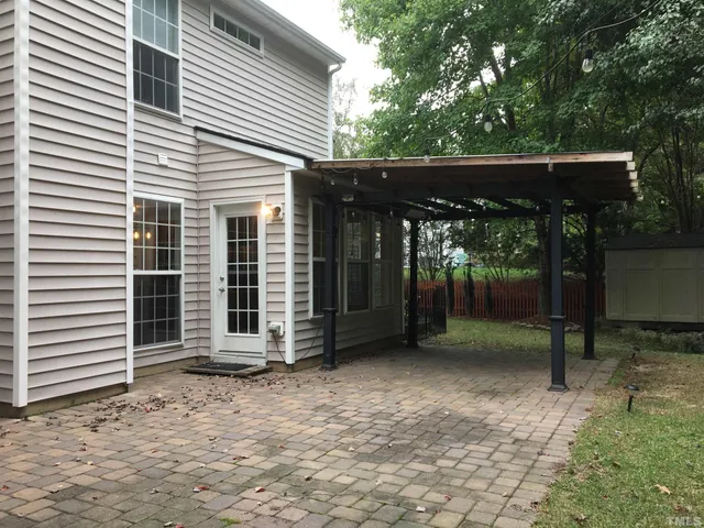 $2,300 | 206 Caristonia Way, Apex, NC 27502