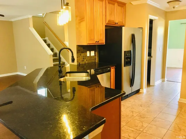 $2,300 | 206 Caristonia Way, Apex, NC 27502