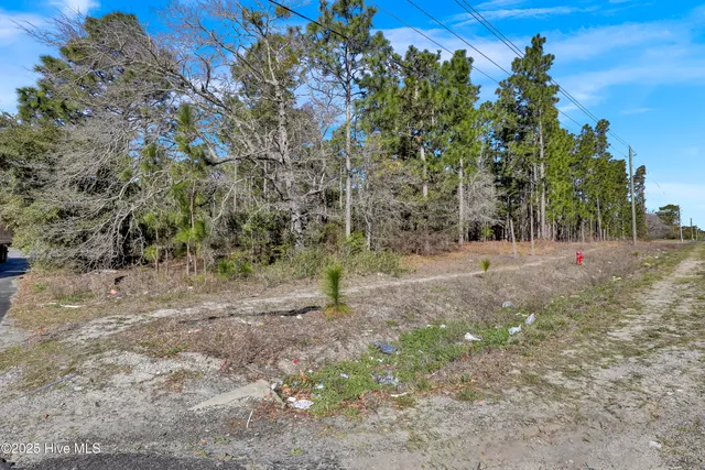 $299,900 | Undisclosed Address, Hubert, NC 28539