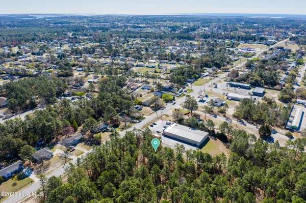 $299,900 | Undisclosed Address, Hubert, NC 28539