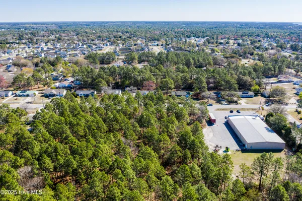 $299,900 | Undisclosed Address, Hubert, NC 28539