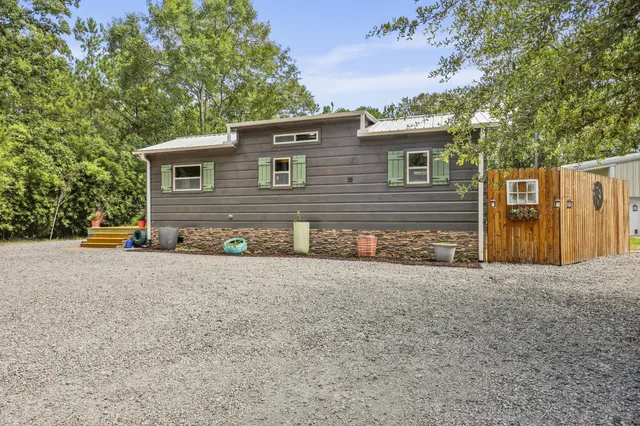 $775,000 | 8013 Little Britton Road, Hollywood, SC 29449