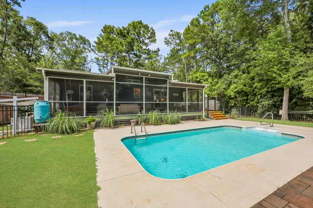 $775,000 | 8013 Little Britton Road, Hollywood, SC 29449