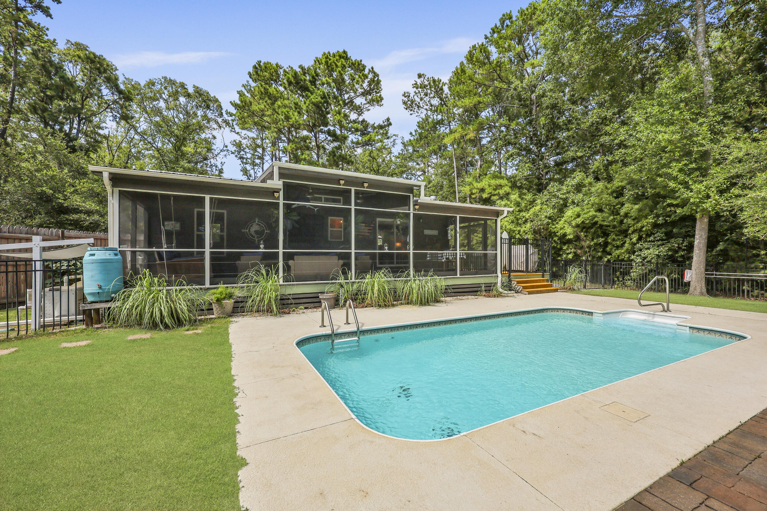 8013 Little Britton Road Hollywood, SC 29449 - Photo 27 of 74 26