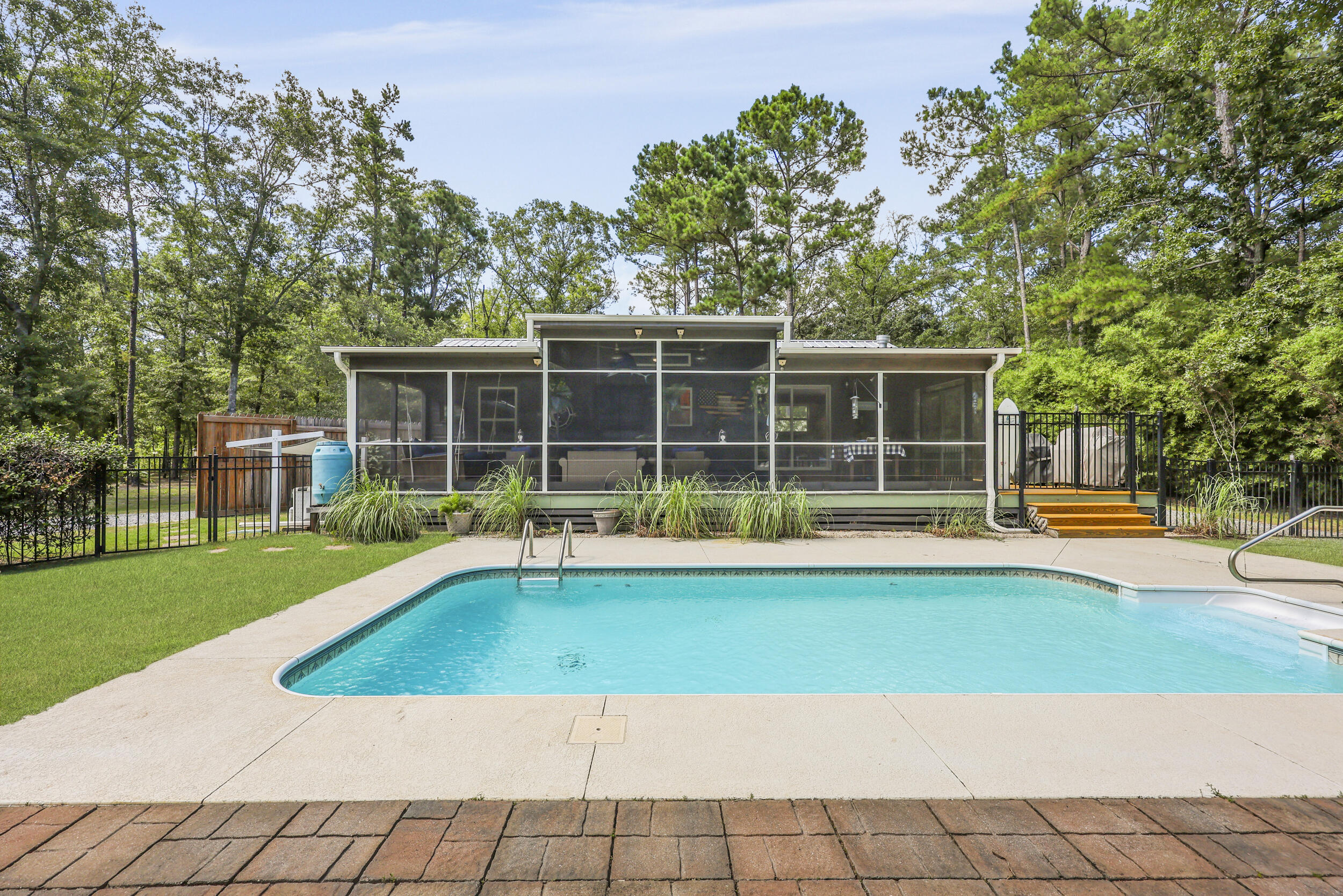 8013 Little Britton Road Hollywood, SC 29449 - Photo 28 of 74 27