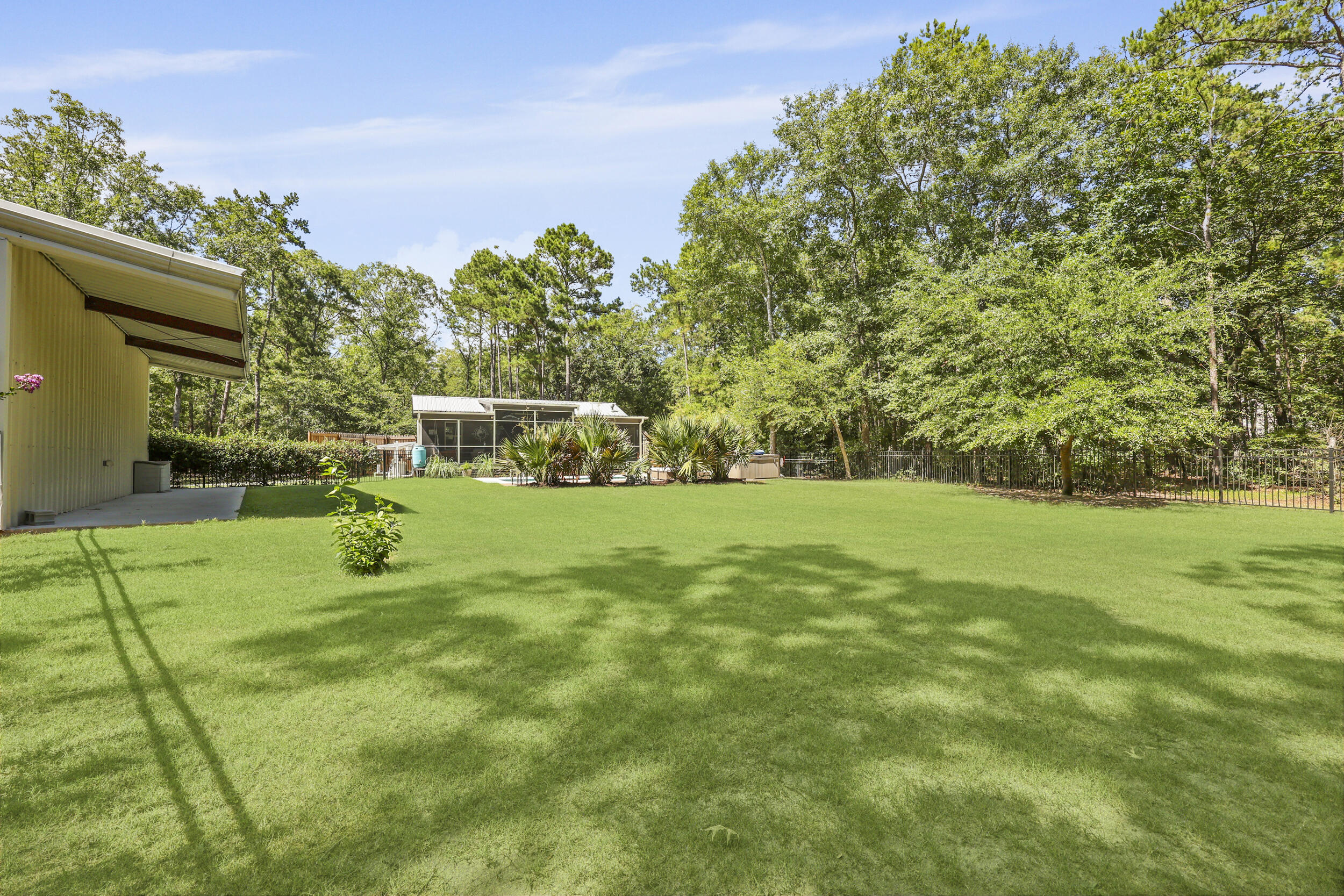 8013 Little Britton Road Hollywood, SC 29449 - Photo 32 of 74 31