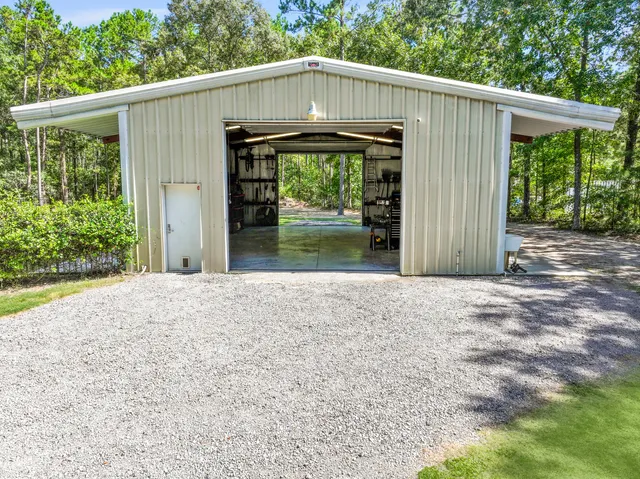 $775,000 | 8013 Little Britton Road, Hollywood, SC 29449