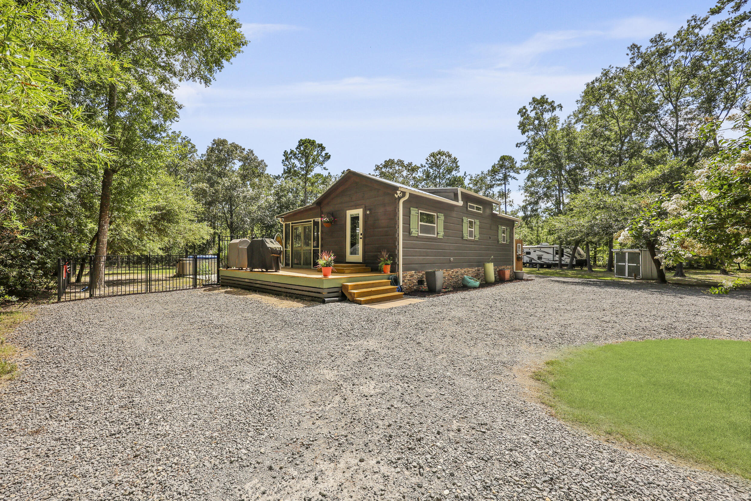 8013 Little Britton Road Hollywood, SC 29449 - Photo 4 of 74 2