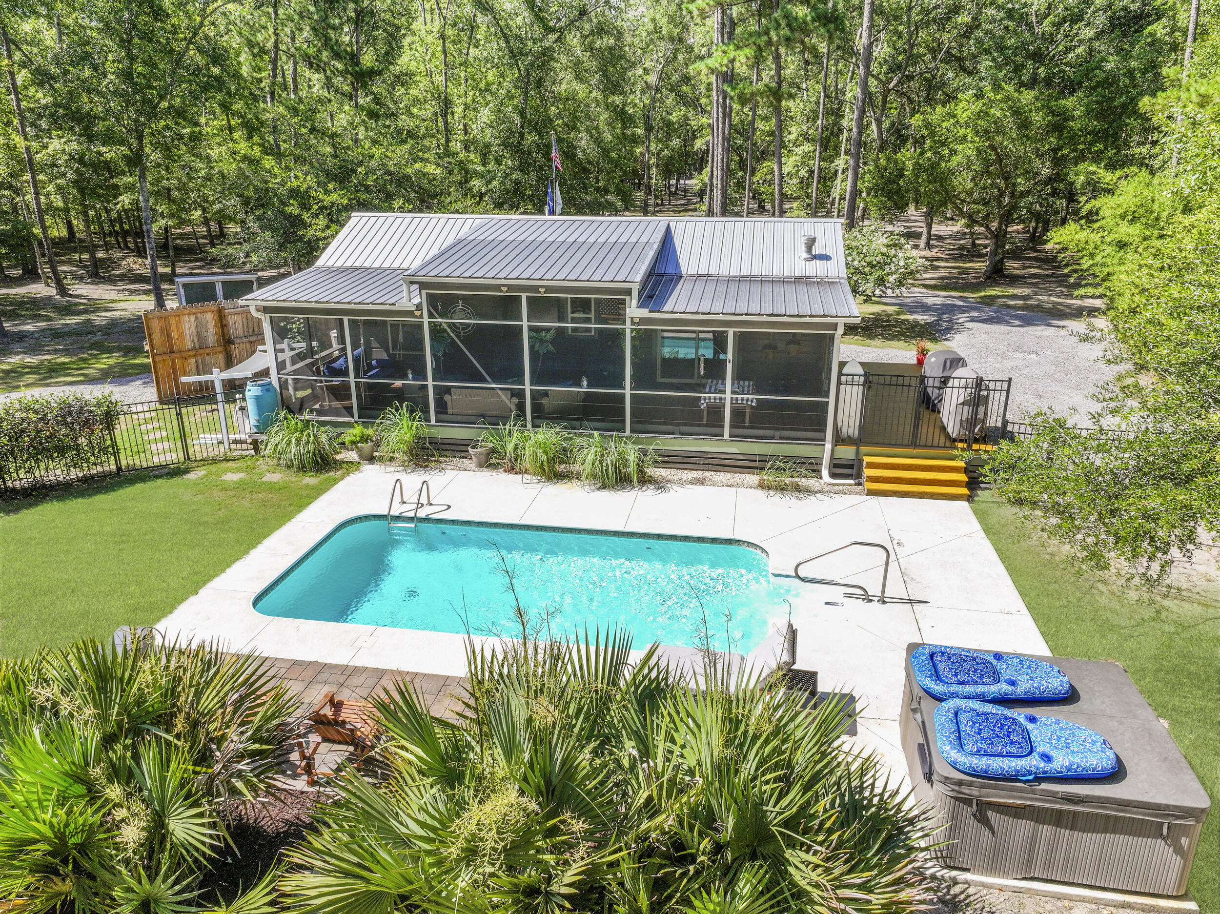 8013 Little Britton Road Hollywood, SC 29449 - Photo 41 of 74 40