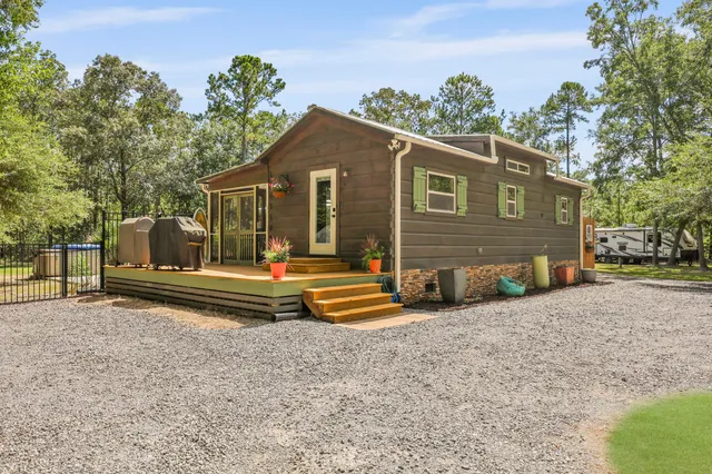 $775,000 | 8013 Little Britton Road, Hollywood, SC 29449