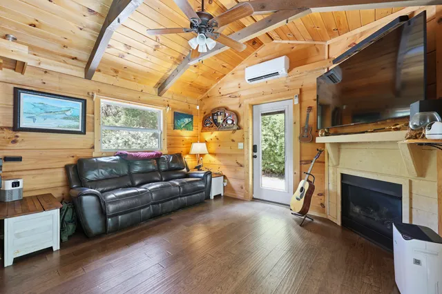 $775,000 | 8013 Little Britton Road, Hollywood, SC 29449