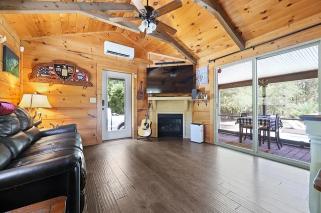 $775,000 | 8013 Little Britton Road, Hollywood, SC 29449