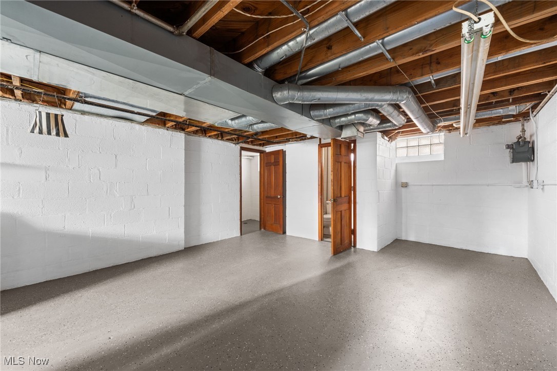 18122 Nottingham Road Cleveland, OH 44119 - Photo 25 of 29 View of basement