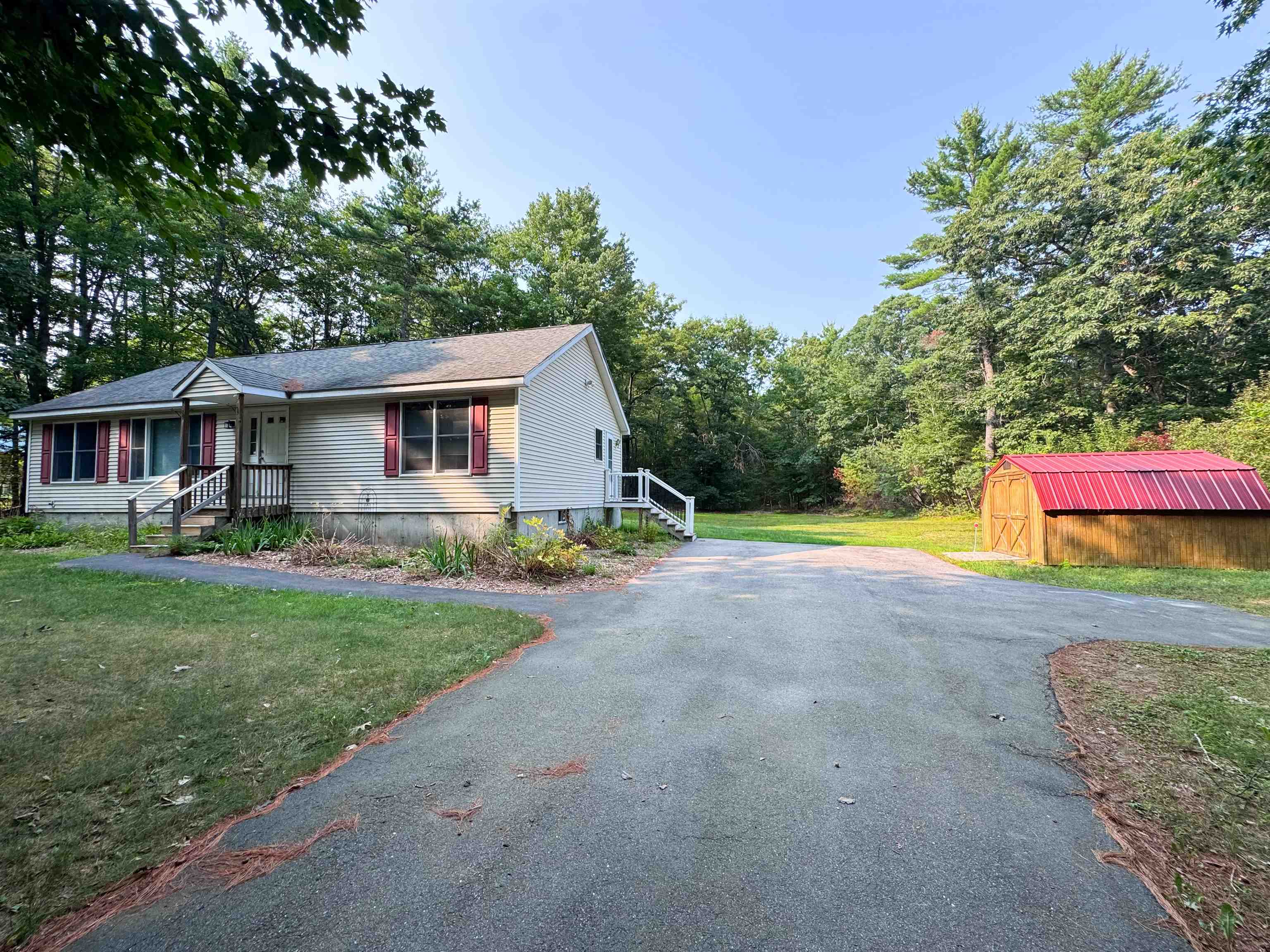 729 Acton Ridge Road Wakefield, NH 03830 - Photo 3 of 59 Gallery Image 3