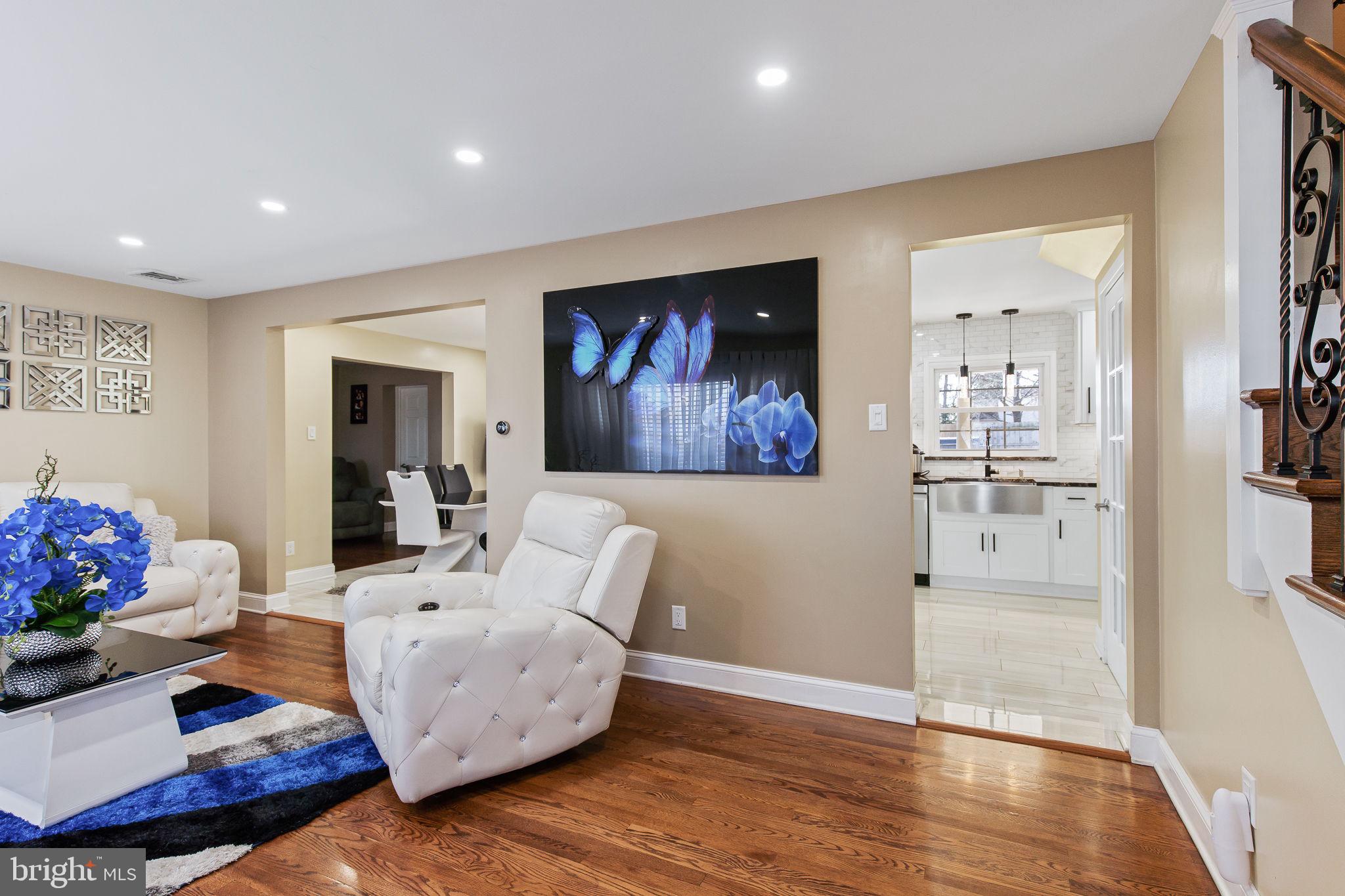 1944 Hemlock Road Lancaster, PA 17603 - Photo 2 of 35 Gallery Image 2