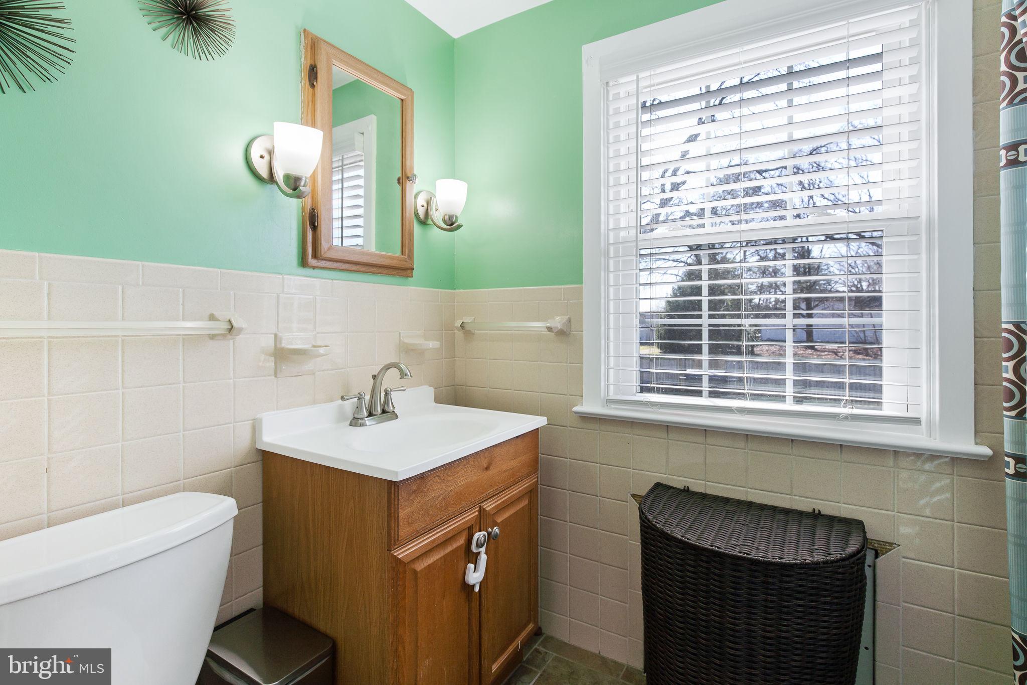 1944 Hemlock Road Lancaster, PA 17603 - Photo 21 of 35 Gallery Image 21