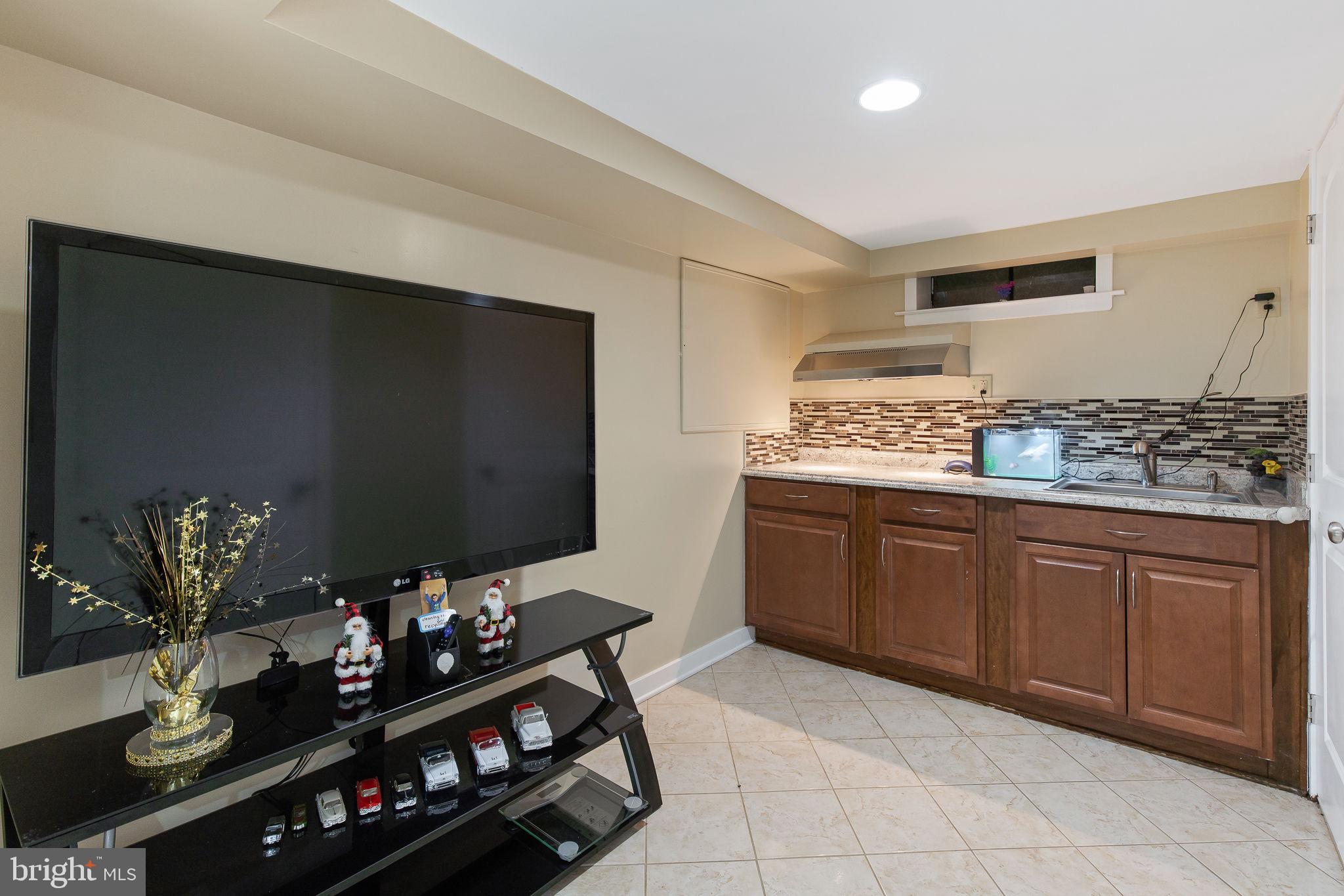 1944 Hemlock Road Lancaster, PA 17603 - Photo 28 of 35 Gallery Image 28