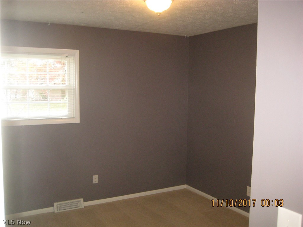 6017 Randy Road Bedford Heights, OH 44146 - Photo 11 of 21